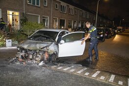 Auto verwoest door brand in Heemskerk