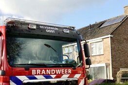 Slimme bewoner blust met tuinslang een brandje in woning Heemskerk