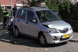 Automobiliste verliest controle over auto: meerdere auto's aangereden