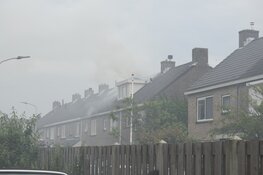 Felle dakbrand bij woning in Heemskerk