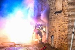 Veel rook door brand in berging van flatgebouw Europaplein Heemskerk