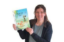 Boek &#39;Jos de Vos wandelt in het Bos&#39;: Mooi prentenboek over een vosje die een wandelpad volgt naar zee