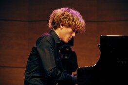 Marquette classique 17 juli: Jurn Tjoa op de piano