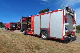 Grote buitenbrand in stapel hooi in Heemskerk