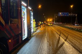 Meerdere auto's betrokken bij kettingbotsing op spekgladde A9