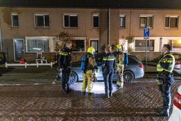 Vuurwerk in auto gegooid in Heemskerk