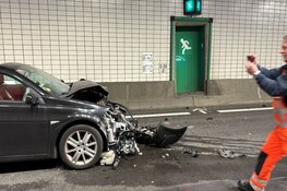 Ongeluk in Wijkertunnel: tunnel in beide richtingen dicht