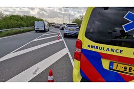 Ongeluk onderaan afrit Heemskerk; veel verkeershinder