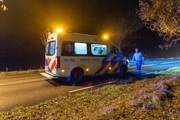 Automobilist vliegt met extreem hoge snelheid uit de bocht in Heemskerk