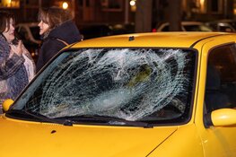 Fietser met spoed naar het ziekenhuis na botsing in Heemskerk