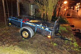 Aanhanger in brand aan C. Groenlandstraat in Heemskerk