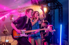 Meezingen met de sterren: Popstars in Concert op 8 maart