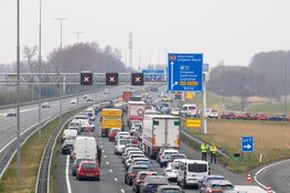 Aanrijding op A9 bij Uitgeest: snelweg dicht