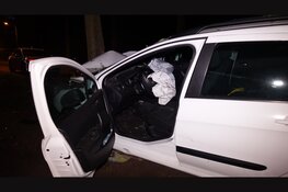 Joyrider (16) vliegt uit de bocht en ramt boom in Heemskerk