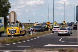 Schade en oponthoud na aanrijding op afrit A9 bij Uitgeest
