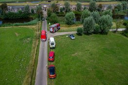 Schaap gered uit sloot door duikers in Heemskerk