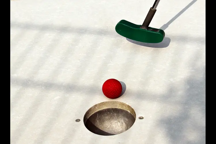 Minigolfbaan aan Vrijburglaan wordt groen wandelgebied