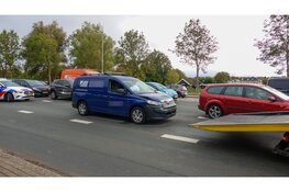 Schade na ongeval bij stoplichten in Heemskerk