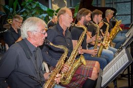 Swingend de kerst in met Seaside Big Band in Laurentz