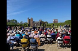 Welk koor wil meezingen tijdens de VolKorenmiddag in Kasteeltuin Assumburg?