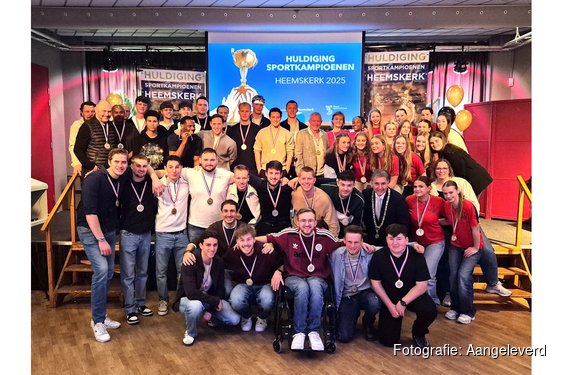 Heemskerkse sporters stralen tijdens feestelijke huldiging!