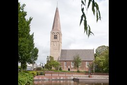 Mooi Voorjaarsboekenmarkt in de Dorpskerk