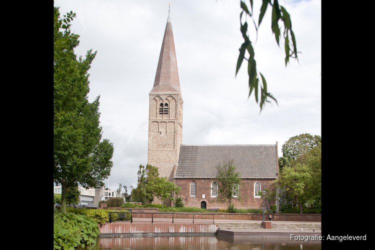 Mooi Voorjaarsboekenmarkt in de Dorpskerk