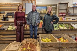 Dorpsfotograaf en dorpsdichter vangen Heemskerkse kas in woord en beeld