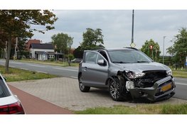 Motorrijder gewond na aanrijding met auto in Heemskerk