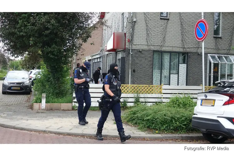 Douane en Fiod doen inval in woning Heemskerk