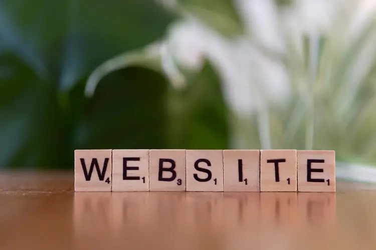 Hoe kan een websitebouwer uw bedrijf vooruit helpen?