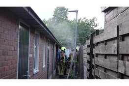 Bewoner probeert zelf brand te blussen in schuur in Heemskerk