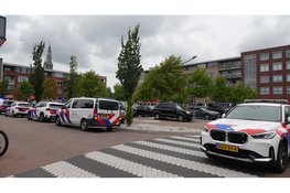 Dader van dubbele overval aangereden en gewond