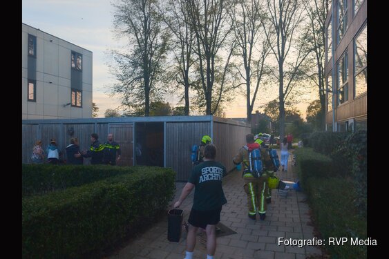 Brandende fiets in stalling in Heemskerk: buurtbewoners grijpen snel in