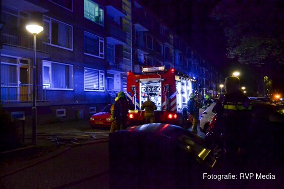 Grote brand verwoest appartement in Heemskerk: omliggende woningen ontruimd