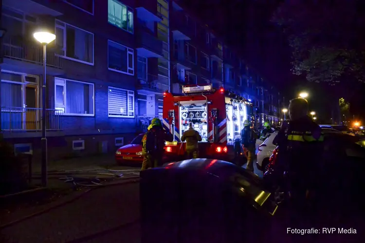 Grote brand verwoest appartement in Heemskerk: omliggende woningen ontruimd